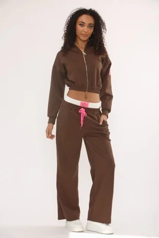 Mocha Graphic Badge Zip Up Cropped Hoodie With Contrast Trouser Co-Ord Set