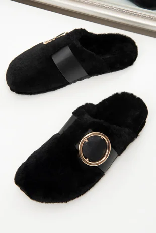 Black Faux Fur Buckle Detail Mule Slipper
