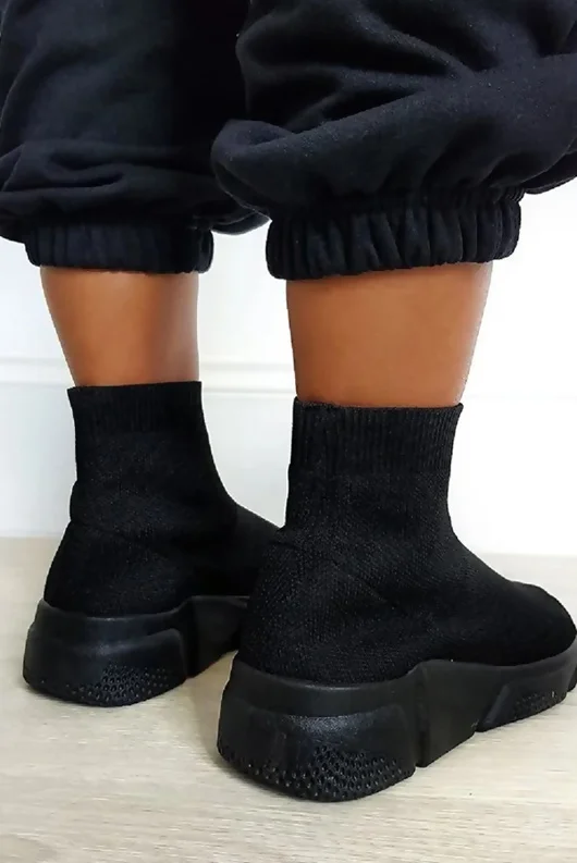 saint runner sock trainer