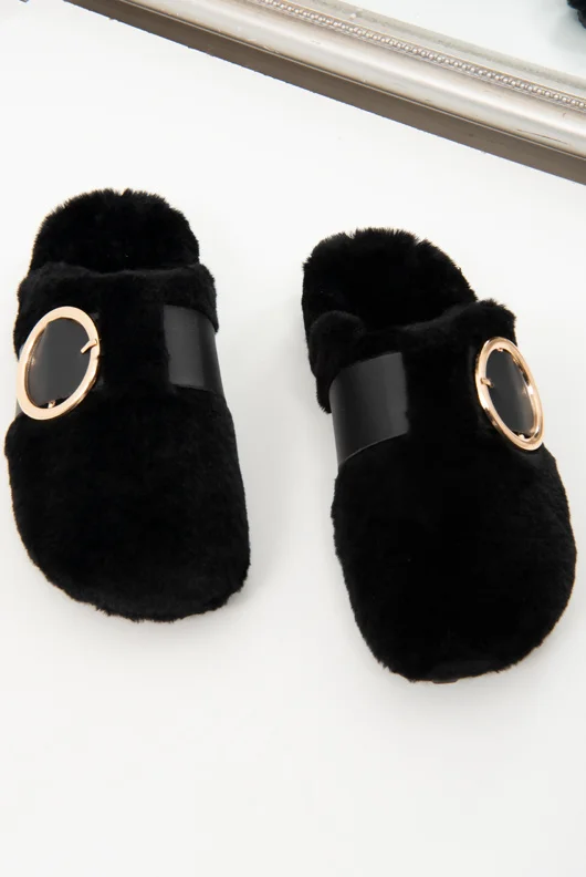 Black Faux Fur Buckle Detail Mule Slipper